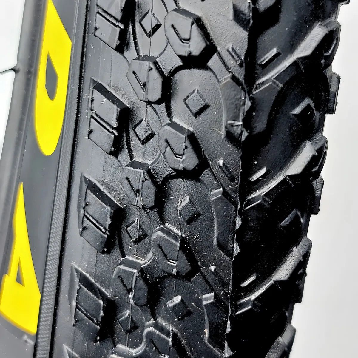 Cubiertas para bicicletas (R26 – R27.5 – R29)